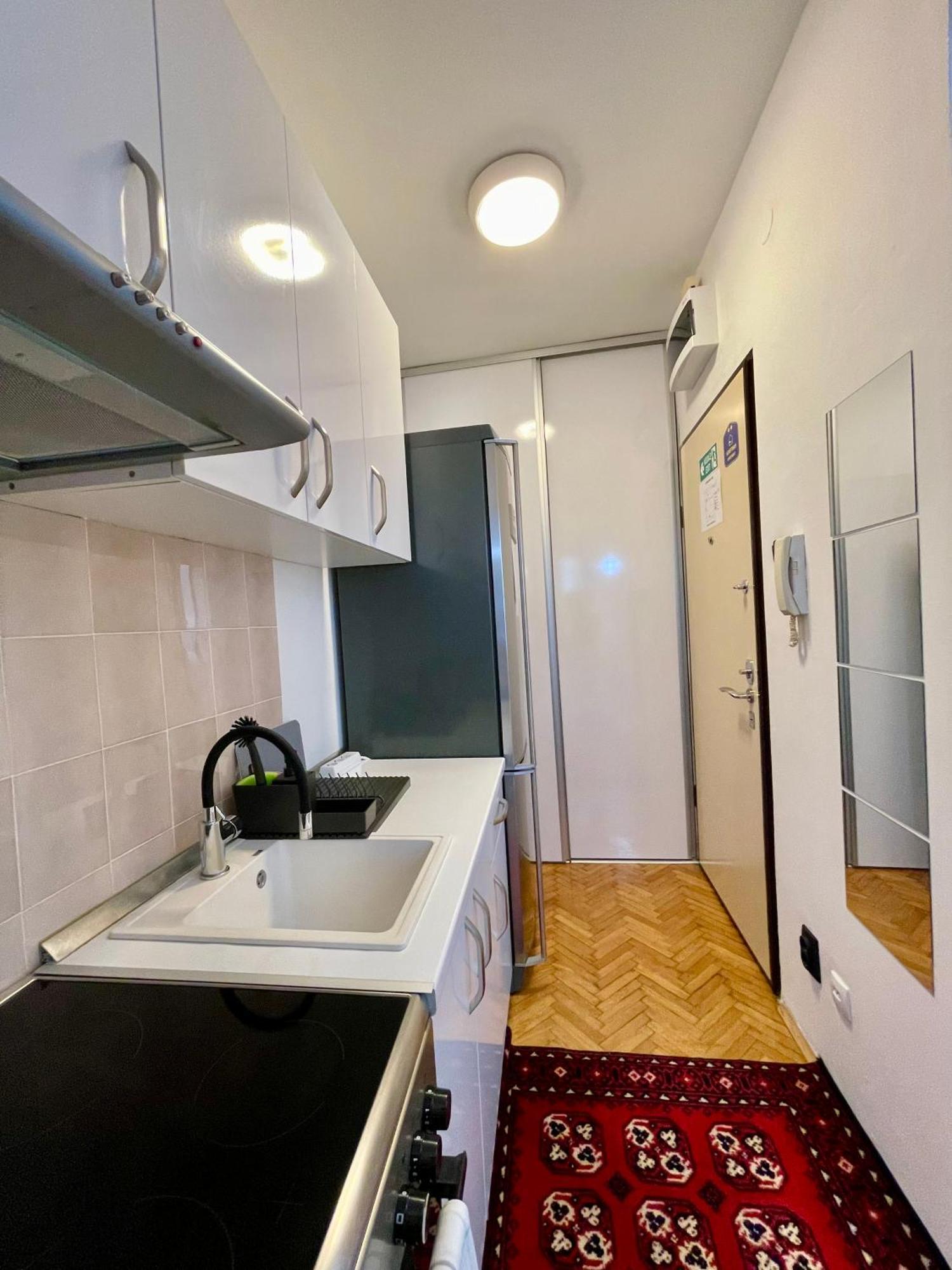 Apartment Mirochka Белград Екстериор снимка